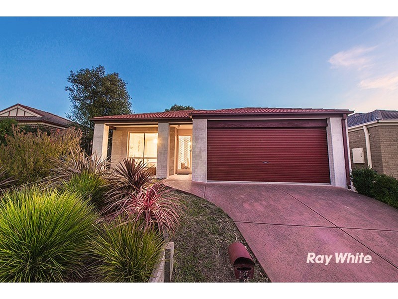 49 Briarcrest Drive, Cranbourne East VIC 3977