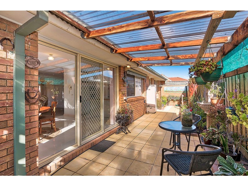 9/15-17 Lyall Street, Cranbourne VIC 3977