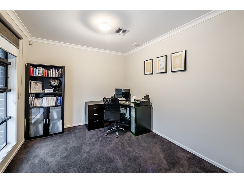 13 Olympus Crescent, Cranbourne West VIC 3977