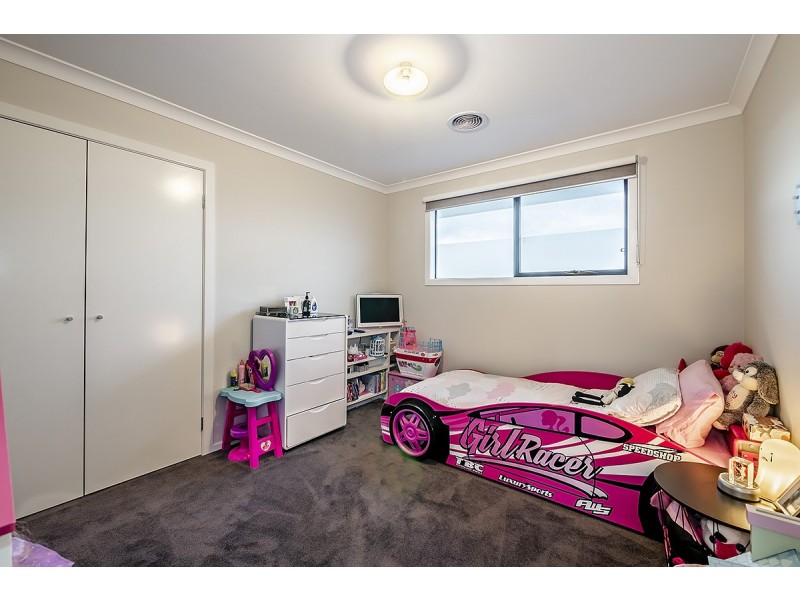13 Olympus Crescent, Cranbourne West VIC 3977