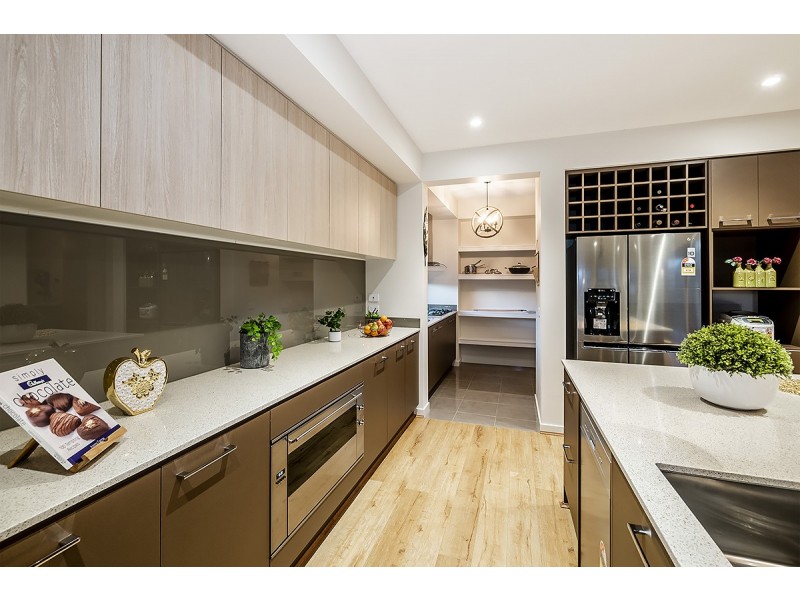 19 Hartland Drive, Cranbourne North VIC 3977