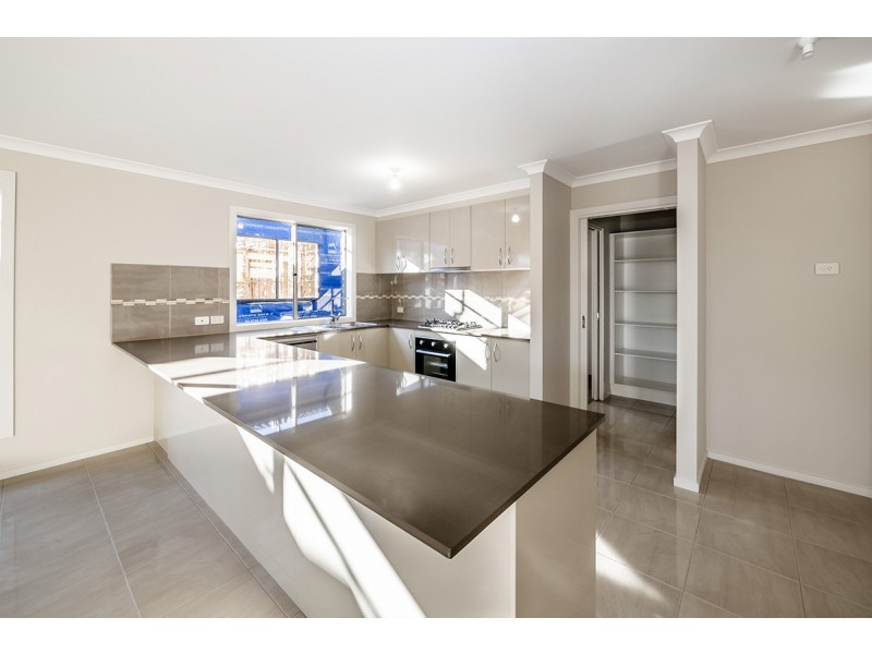 19 Tremont Street, Pakenham VIC 3810