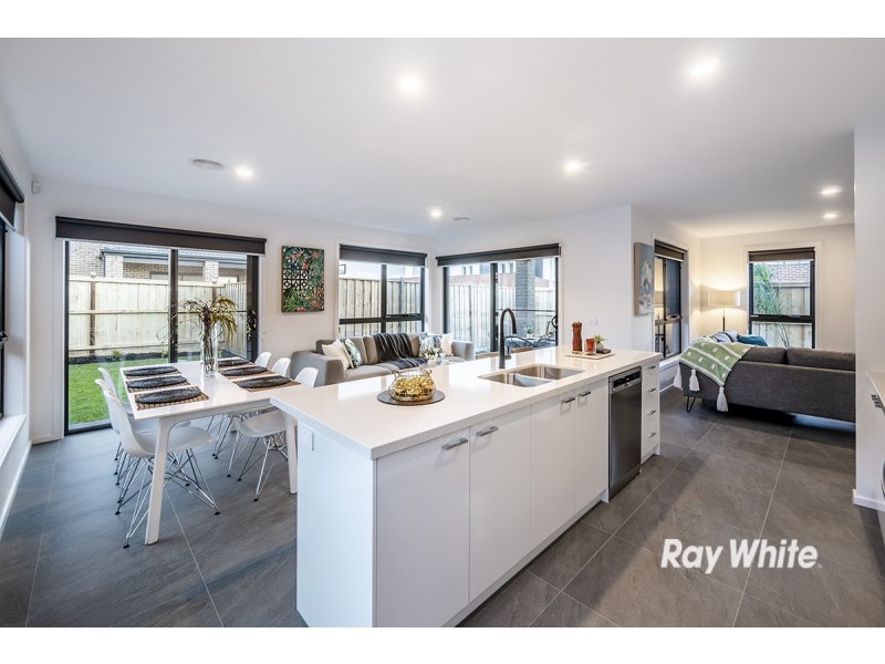 1 Lamada Street, Lyndhurst VIC 3975