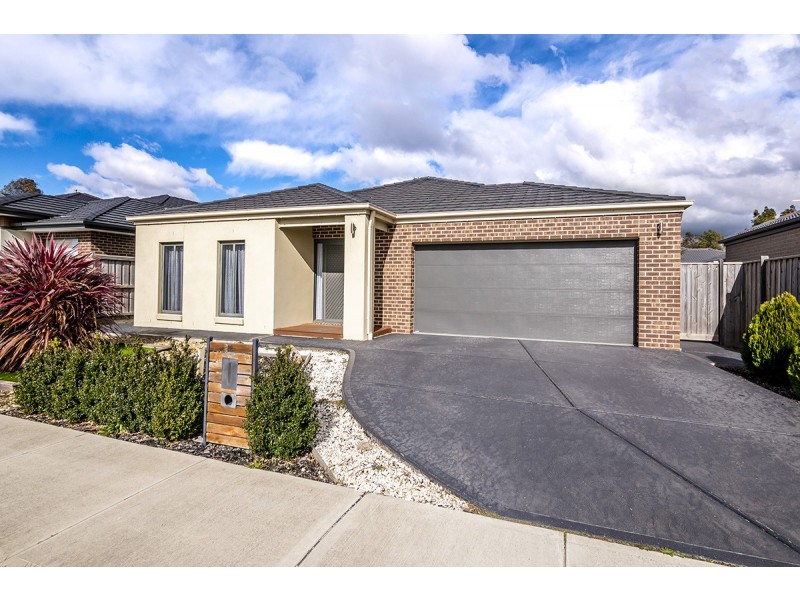 12 Princeton Place, Cranbourne West VIC 3977