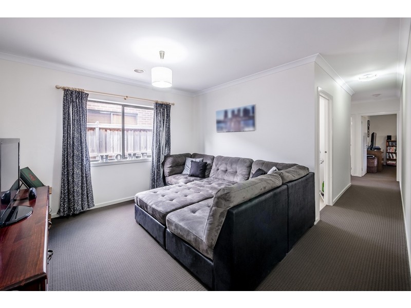 12 Princeton Place, Cranbourne West VIC 3977