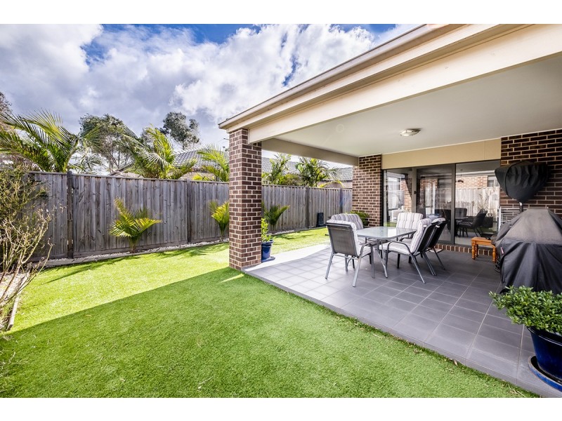 12 Princeton Place, Cranbourne West VIC 3977