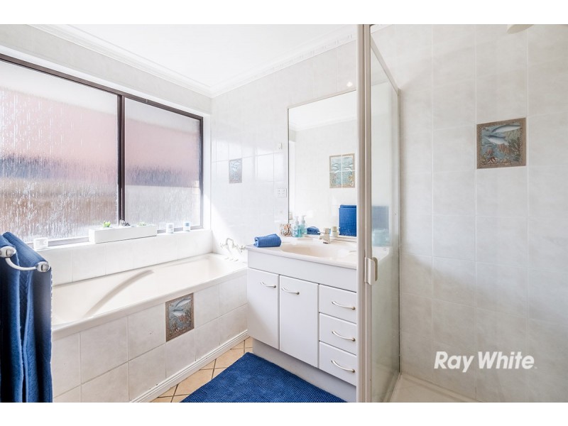 32 Roberts Road, Cranbourne VIC 3977