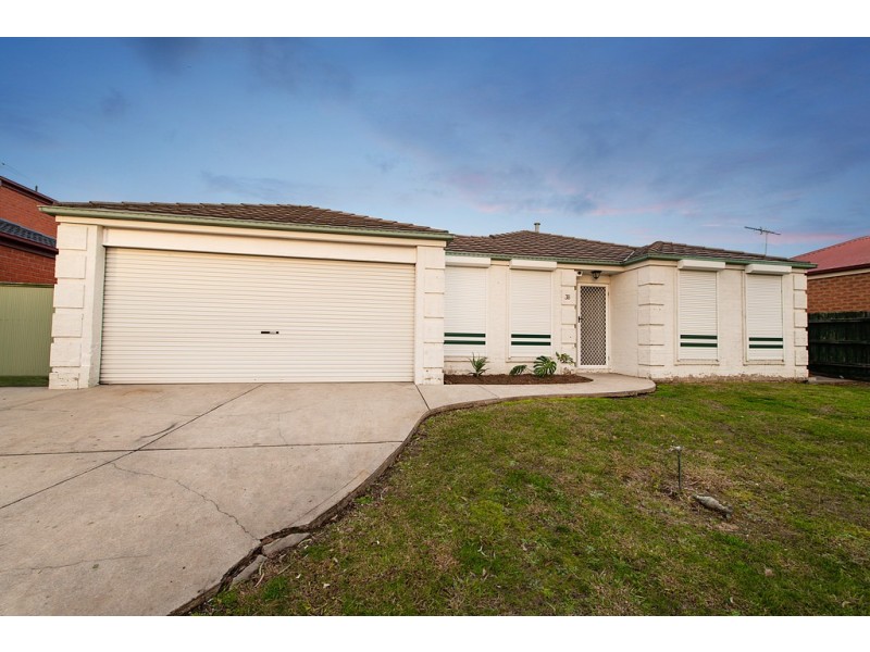 38 Banyalla Drive, Cranbourne West VIC 3977