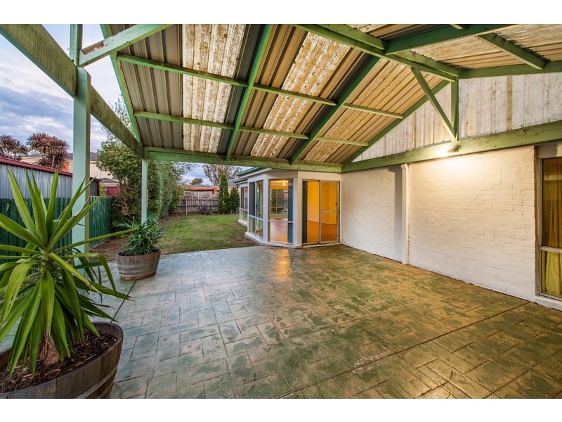 38 Banyalla Drive, Cranbourne West VIC 3977