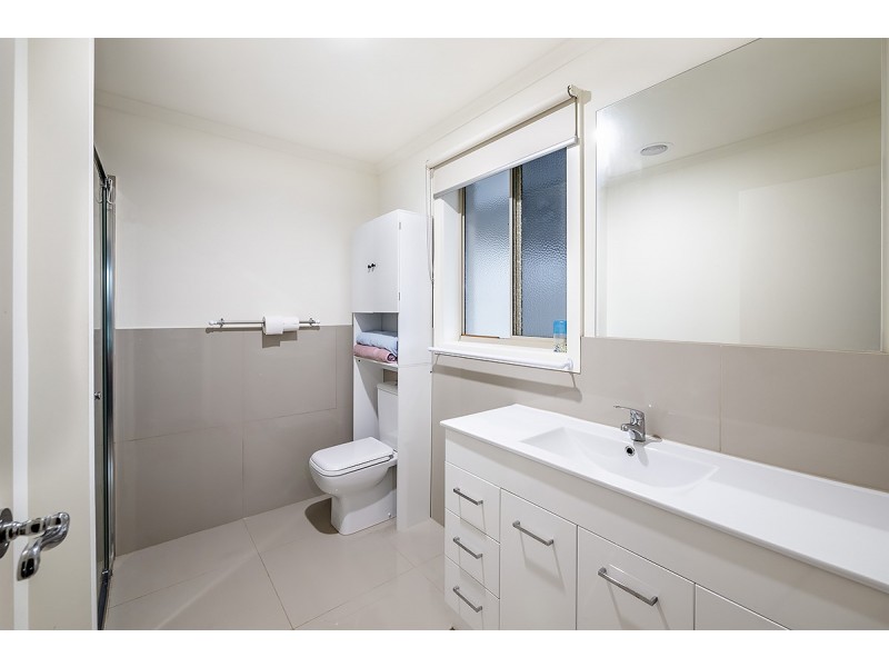 2/6 Virginia Street, Cranbourne VIC 3977