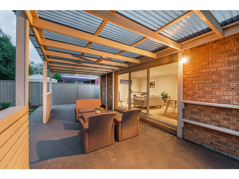 14 Tyndall Street, Cranbourne East VIC 3977
