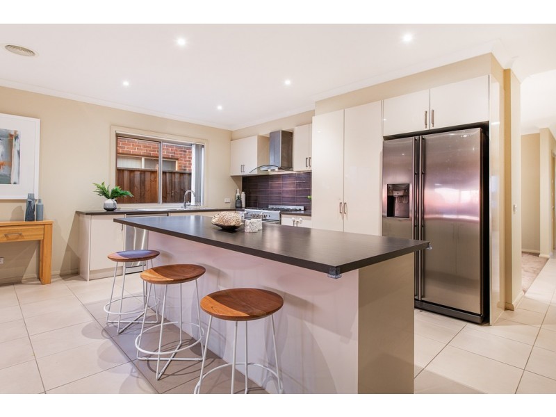67 Bluemist Circuit, Lyndhurst VIC 3975