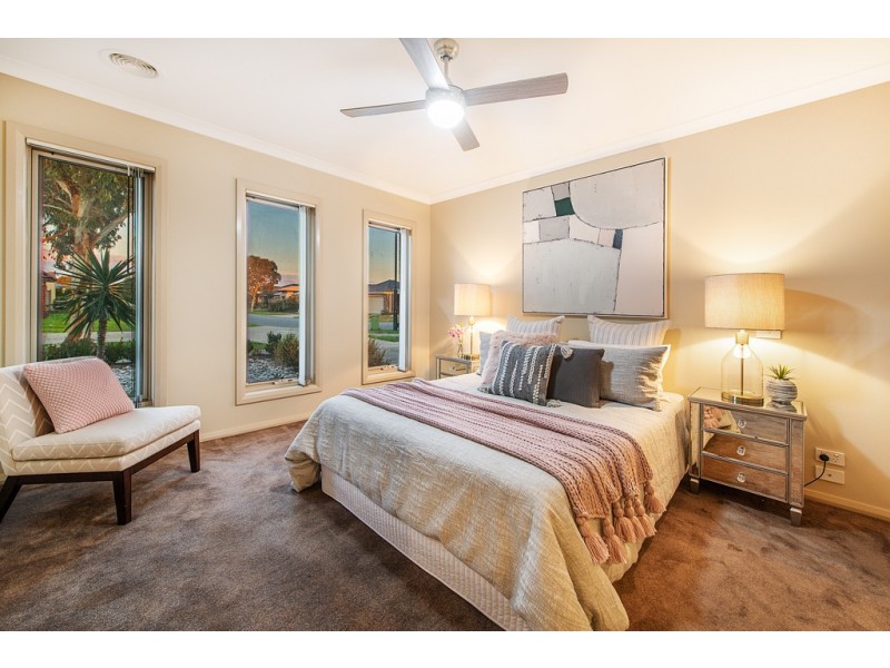 67 Bluemist Circuit, Lyndhurst VIC 3975