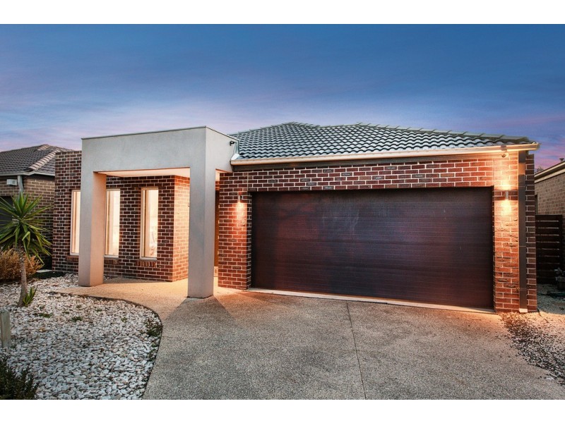 67 Bluemist Circuit, Lyndhurst VIC 3975