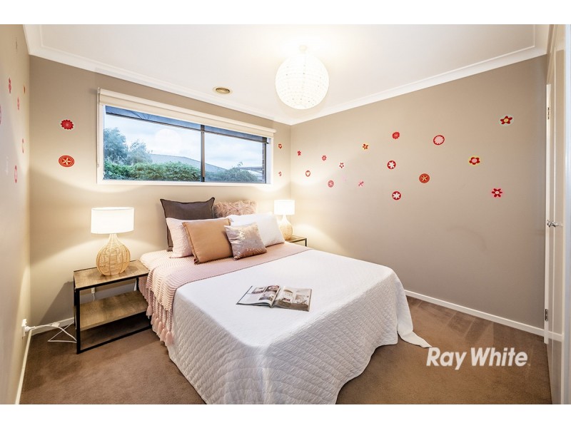 42 Freshwater Boulevard, Lyndhurst VIC 3975