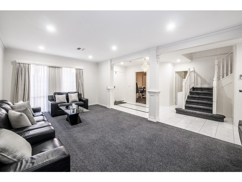 52 The Promenade, Narre Warren South VIC 3805