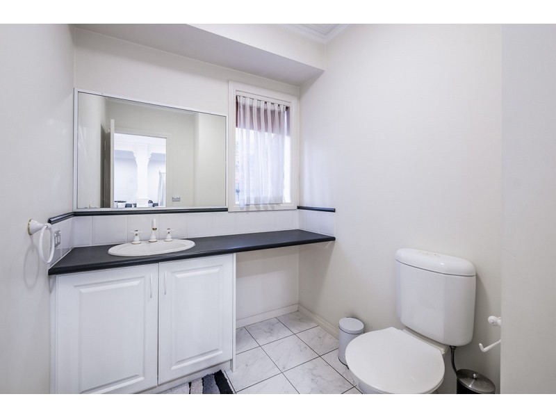 52 The Promenade, Narre Warren South VIC 3805