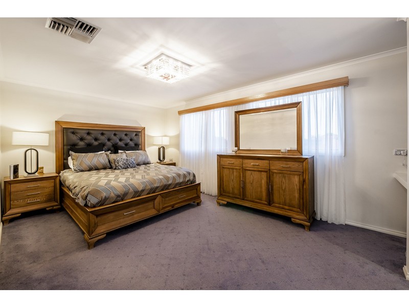 52 The Promenade, Narre Warren South VIC 3805