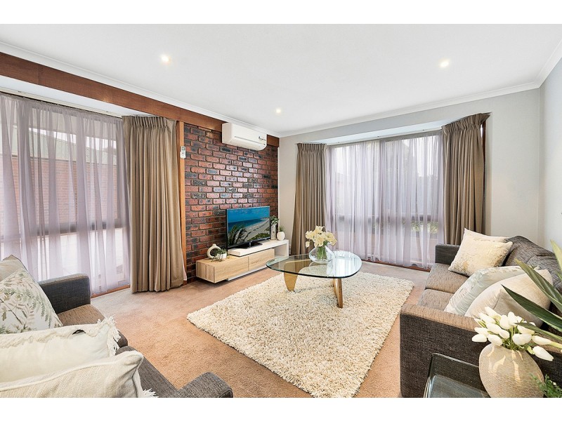 22 Waverley Park Drive, Cranbourne North VIC 3977