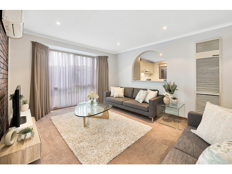 22 Waverley Park Drive, Cranbourne North VIC 3977