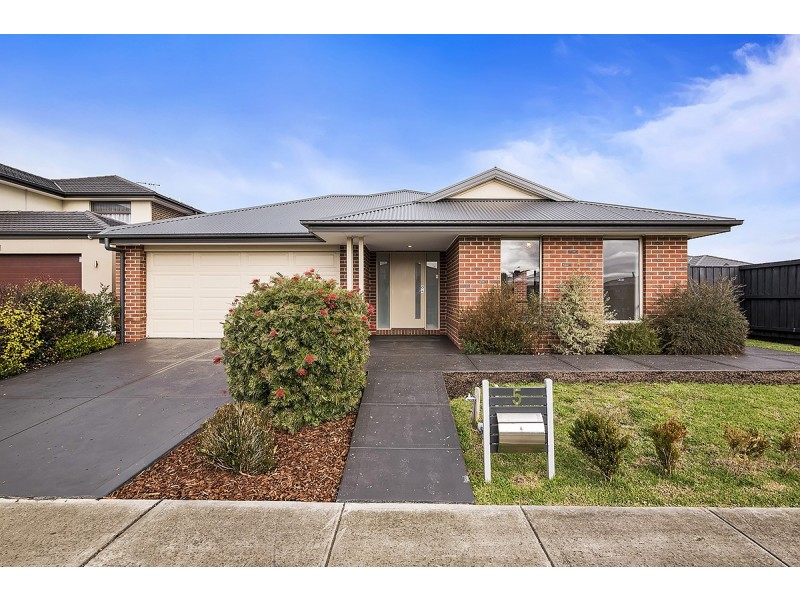 5 Honeybark Crescent, Lyndhurst VIC 3975