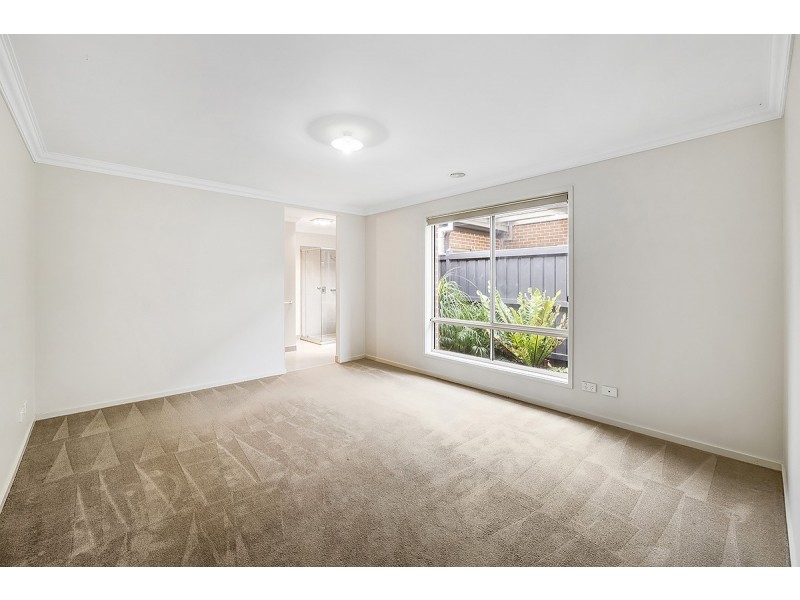 5 Honeybark Crescent, Lyndhurst VIC 3975