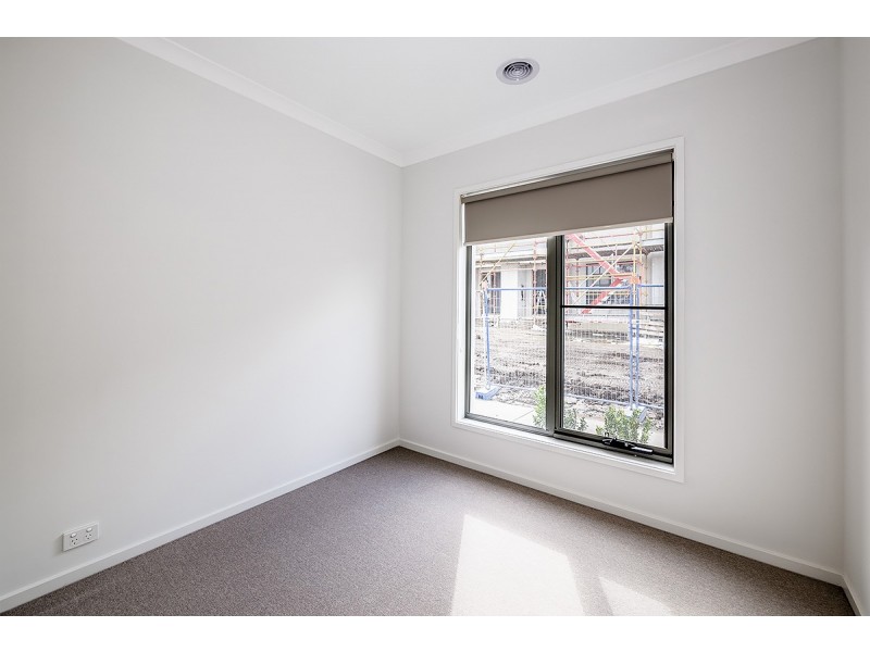 3 Supplejack Walk, Cranbourne North VIC 3977