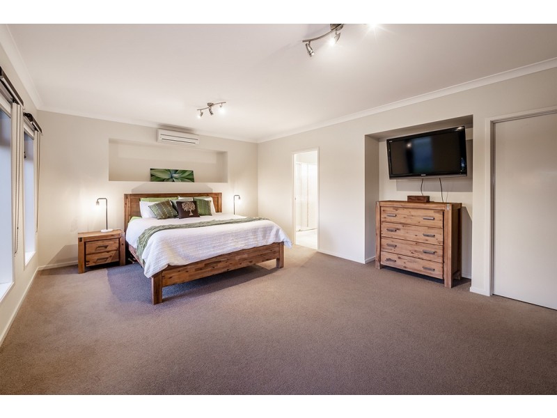 57 Stately Drive, Cranbourne East VIC 3977