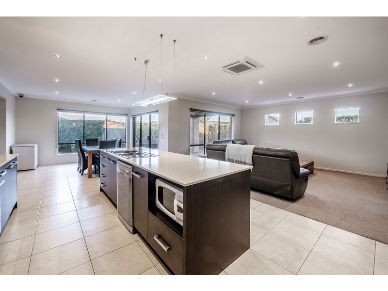 57 Stately Drive, Cranbourne East VIC 3977