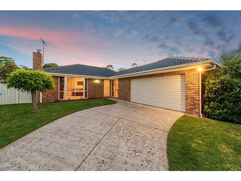 10 Denise Court, Langwarrin VIC 3910