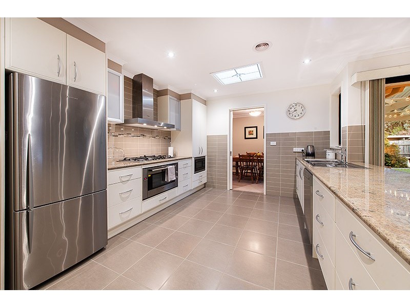 10 Denise Court, Langwarrin VIC 3910