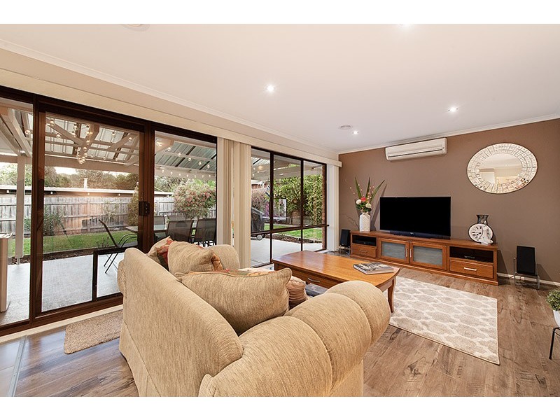 10 Denise Court, Langwarrin VIC 3910