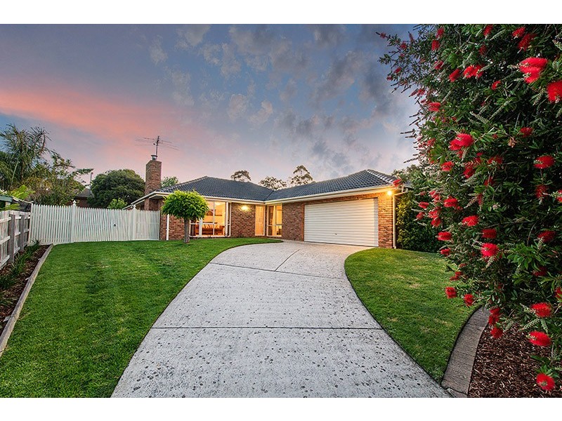 10 Denise Court, Langwarrin VIC 3910