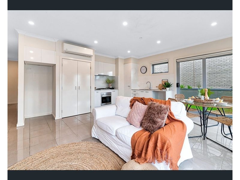 2/6-8 Podmore Street, Dandenong VIC 3175
