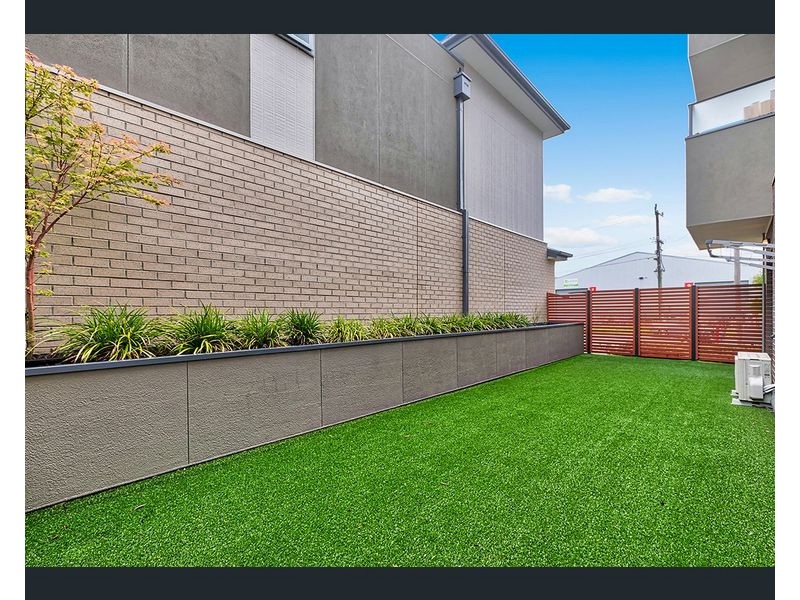 2/6-8 Podmore Street, Dandenong VIC 3175