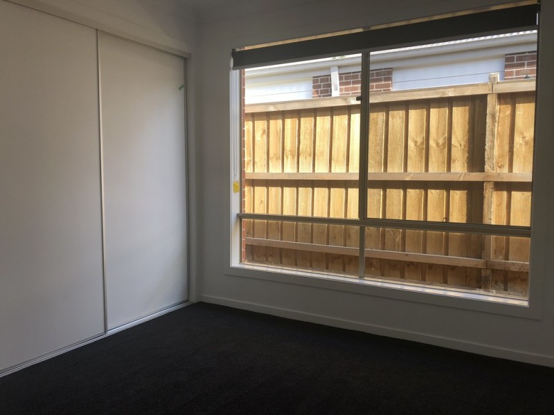 34 Millicent Parade, Officer VIC 3809