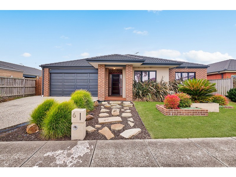 6 Beechwood Drive, Lyndhurst VIC 3975