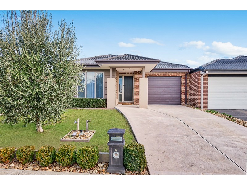 4 Stonebank Grove, Cranbourne East VIC 3977