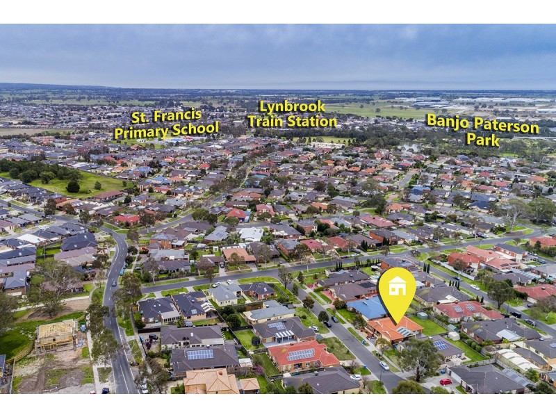 8 O’Dowd Place, Lynbrook VIC 3975