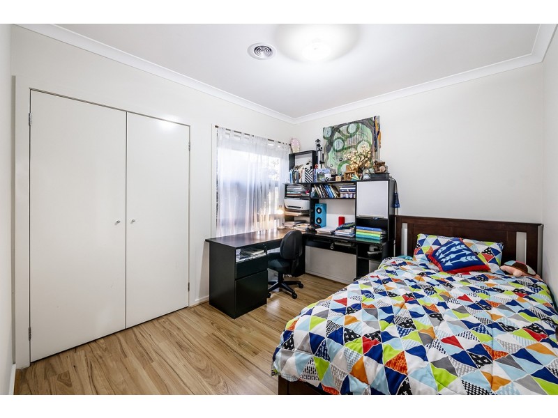 14 Pleven Rise, Clyde North VIC 3978