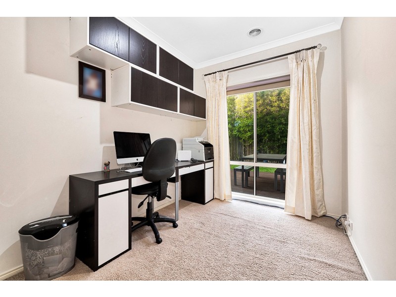 13 Carinya Court, Cranbourne North VIC 3977