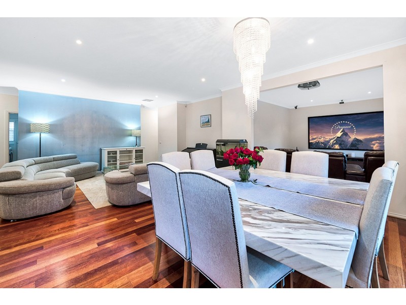 13 Carinya Court, Cranbourne North VIC 3977