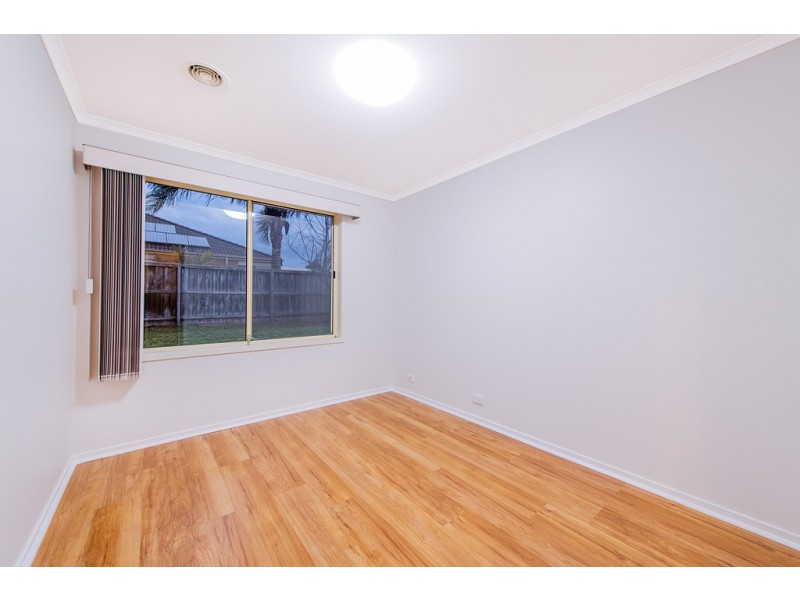 60 Kingston Avenue, Narre Warren South VIC 3805