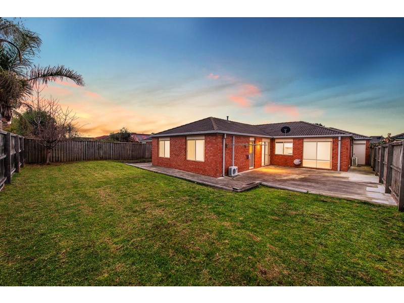 60 Kingston Avenue, Narre Warren South VIC 3805