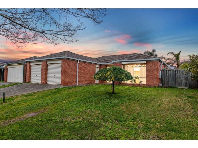 60 Kingston Avenue, Narre Warren South VIC 3805
