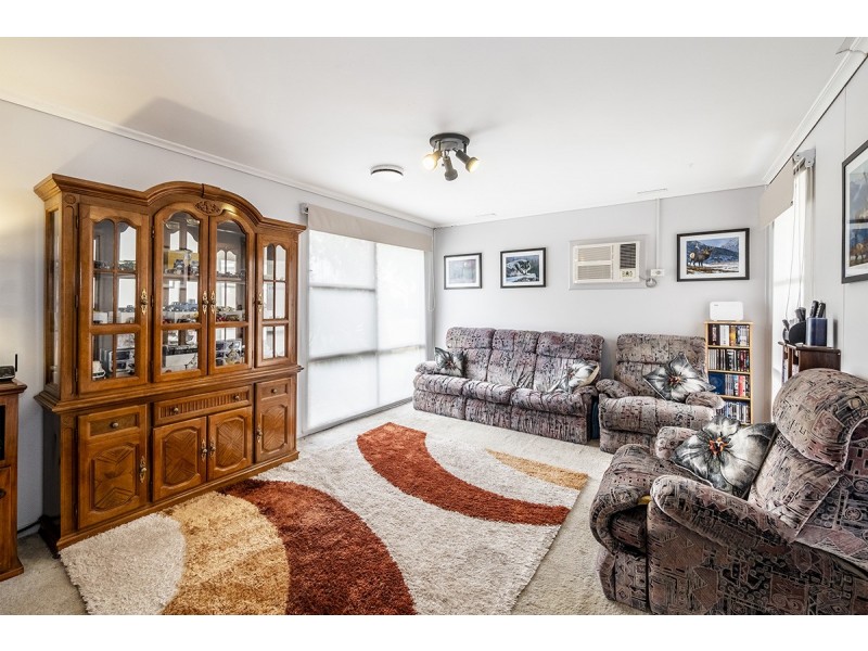 20 Valepark Crescent, Cranbourne VIC 3977