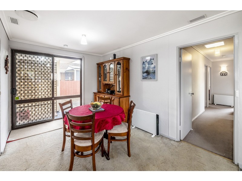 20 Valepark Crescent, Cranbourne VIC 3977