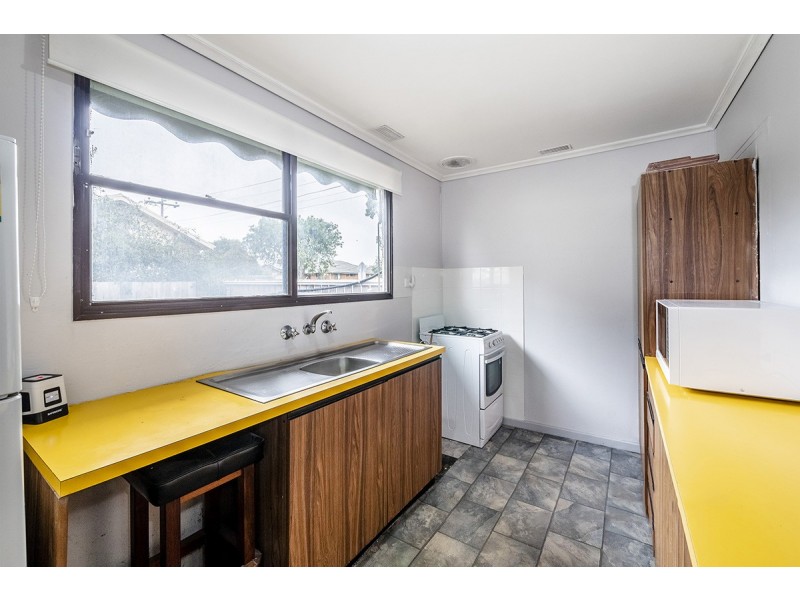 20 Valepark Crescent, Cranbourne VIC 3977