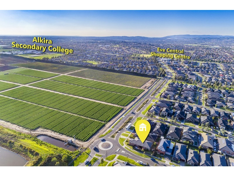 76 William Thwaites Boulevard, Cranbourne North VIC 3977