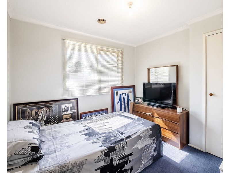 3 Brentwood Drive, Cranbourne North VIC 3977